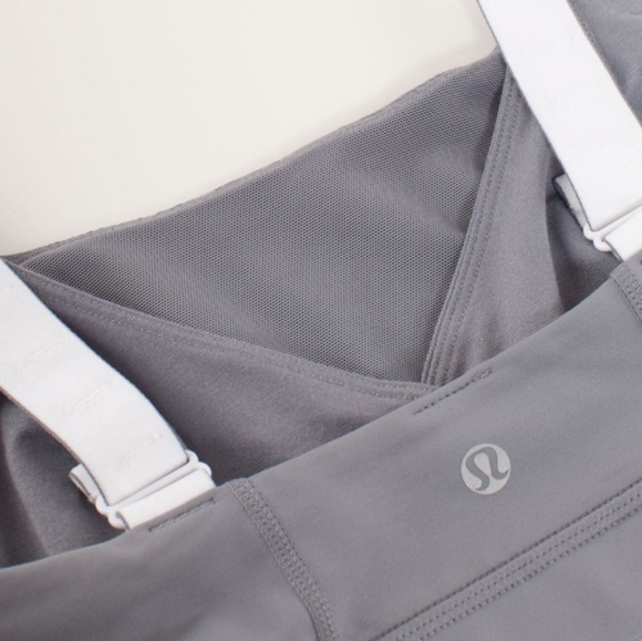 Lululemon, Adjust‎ Me Bra, Fossil, Size 8 - Picture 7 of 12